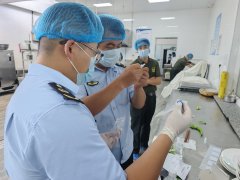 沉点对学校食堂采购的蔬菜类、大米等食