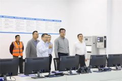 更好统筹成长和平安 